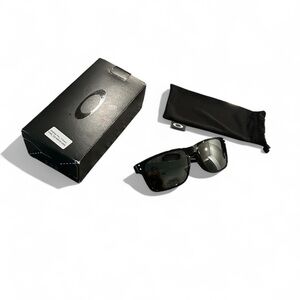 Oakley Men's Black Sunglasses